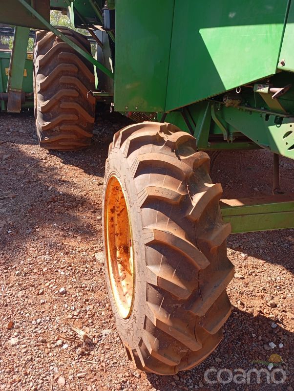 Foto 9 - Colheitadeira John Deere 1175 ano 2014
