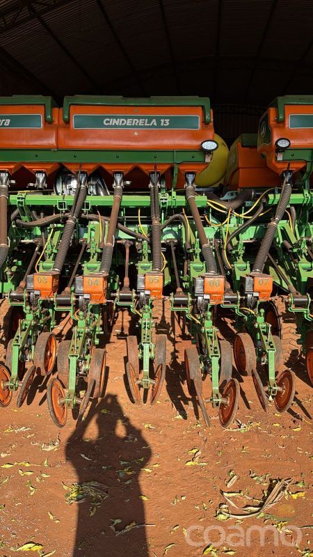 Foto 7 - Plantadeira Stara Cinderela ano 2022