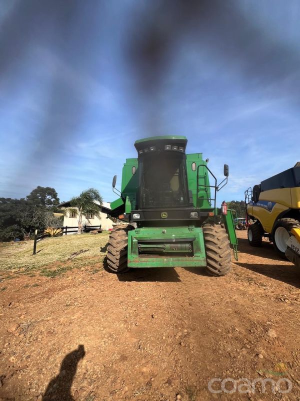 Foto 5 - Colheitadeira John Deere 1175 ano 2011