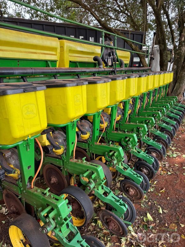 Foto 6 - Plantadeira John Deere 1113 ano 2015