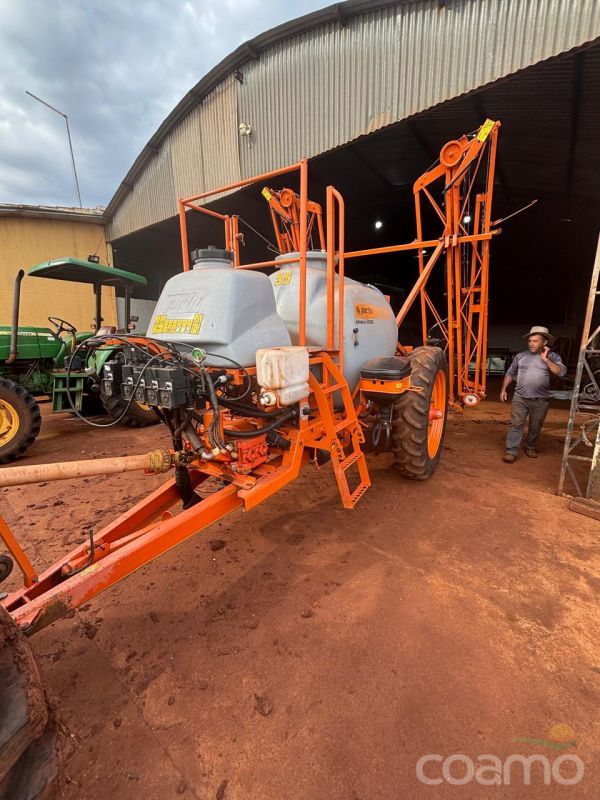 Foto 3 - Pulverizador Jacto Advance 2000 AM 18 ano 2016