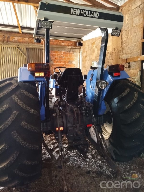 Foto 5 - Trator FORD 7630 ano 2001