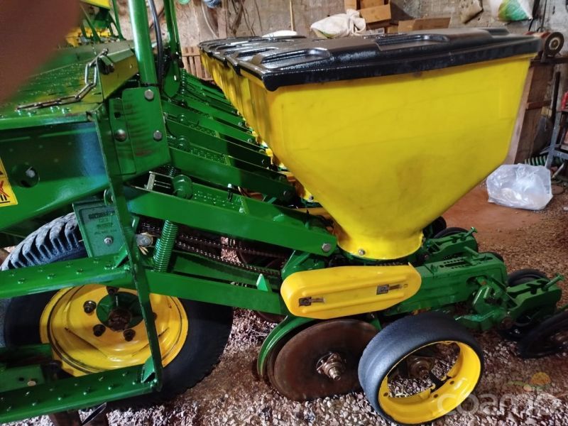 Foto 7 - Plantadeira John Deere 1109 ano 2014