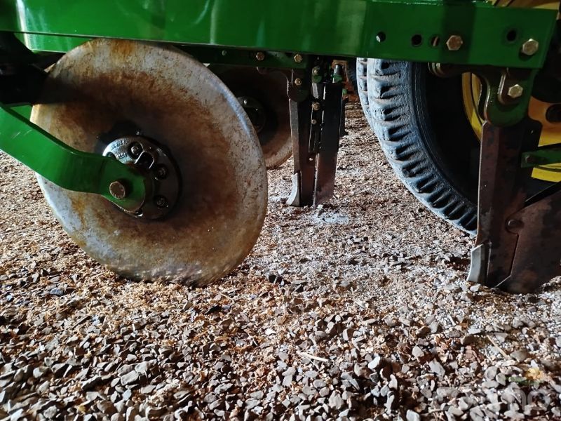 Foto 8 - Plantadeira John Deere 1109 ano 2014