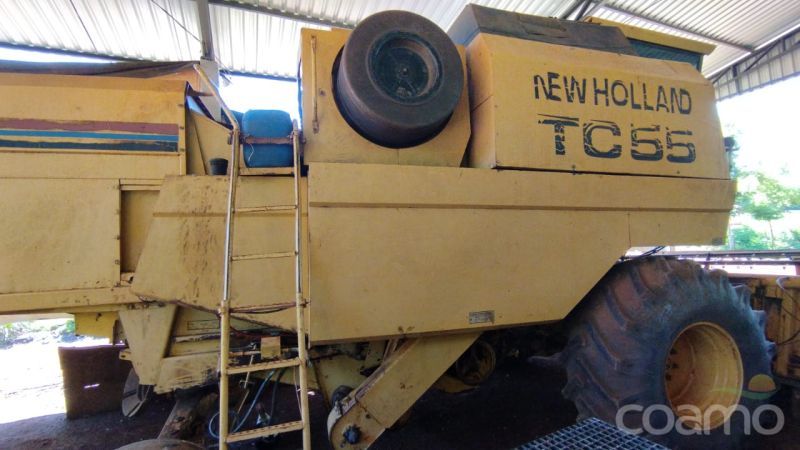 Foto 1 - Colheitadeira New Holland TC 55 ano 1995
