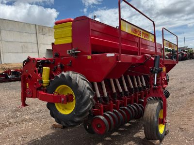 Foto Semeadeira Vence Tudo Pampeana