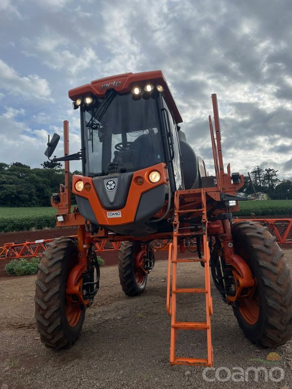 Foto 2 - Pulverizador Autopropelido Jacto UNIPORT 3030 ano 2013