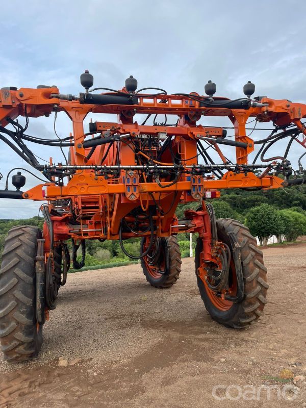 Foto 4 - Pulverizador Autopropelido Jacto UNIPORT 3030 ano 2013