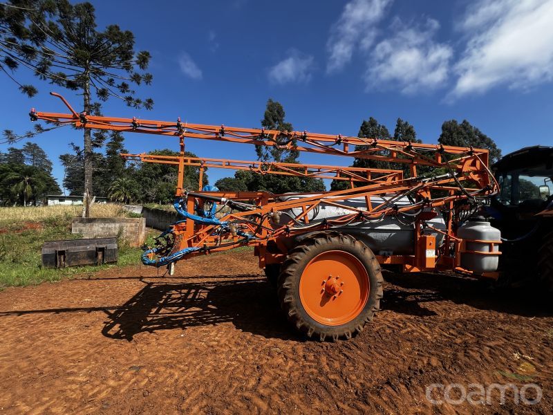 Foto 1 - Pulverizador Jacto Columbia AD 18 ano 2000