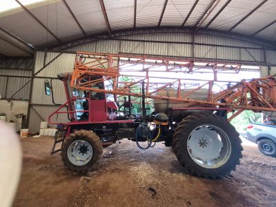 Foto Pulverizador Autopropelido Jet cunha 2400
