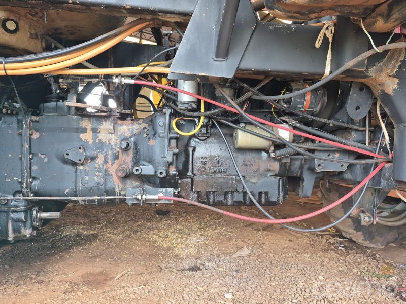 Foto 5 - Pulverizador Autopropelido Jet cunha 2400 ano 2018