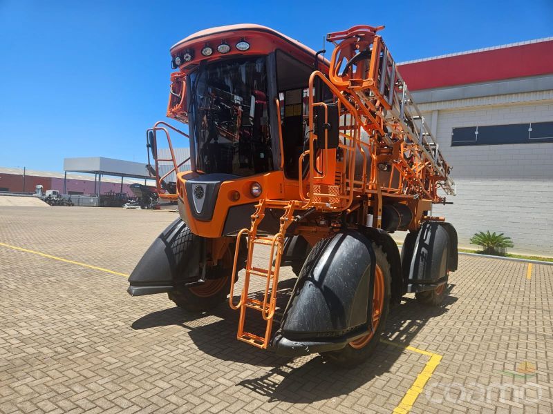 Foto 2 - Pulverizador Autopropelido Jacto UNIPORT 2000 PLUS ano 2013