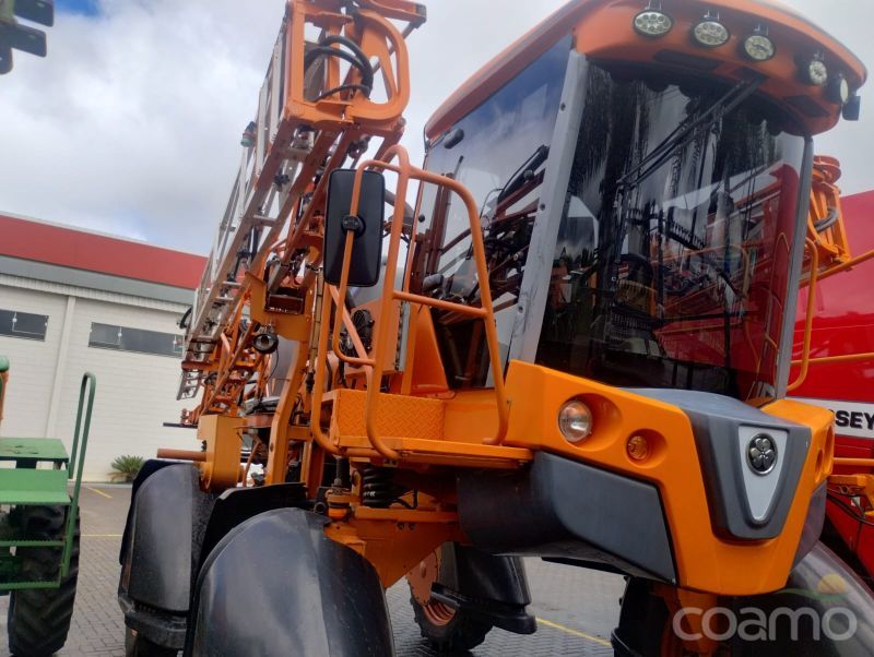 Foto 4 - Pulverizador Autopropelido Jacto UNIPORT 2000 PLUS ano 2013