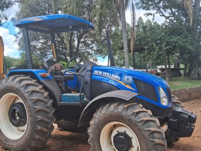 Foto 1 - Trator New Holland T 5.1