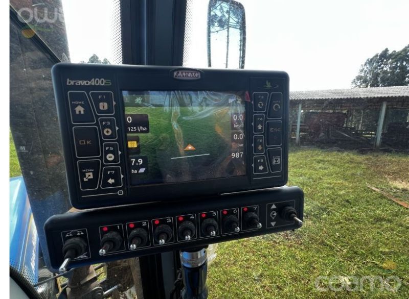 Foto 2 - Pulverizador Jacto Columbia AD 18 ano 2000