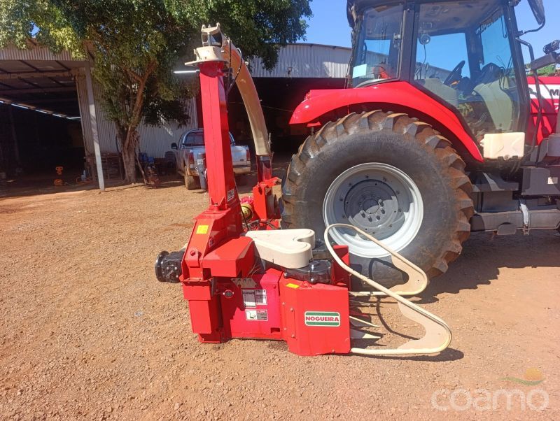 Foto 2 - Colhedora de Forragens Nogueira outro ano 2025
