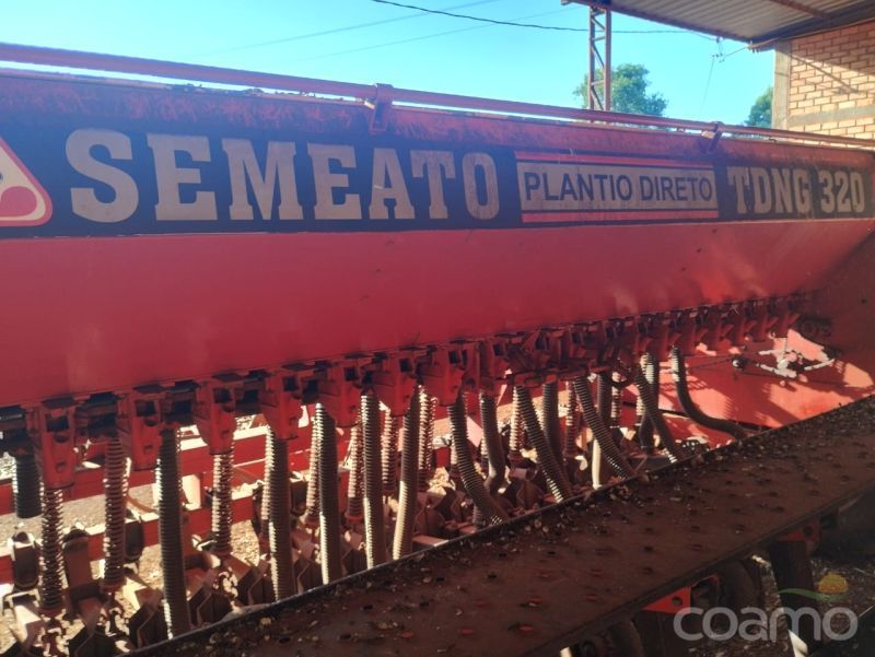 Foto 3 - Semeadeira Semeato TDNG ano 1997