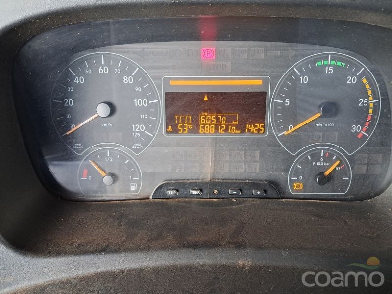 Foto 6 - Caminhão Mercedes Bens Atego 2425 ano 2011/2011