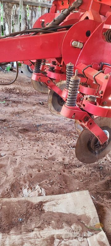 Foto 3 - Plantadeira Planti Center PC 9/8 ano 2011