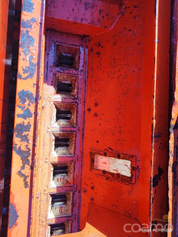 Foto 7 - Plantadeira Semeato SHM ano 2004