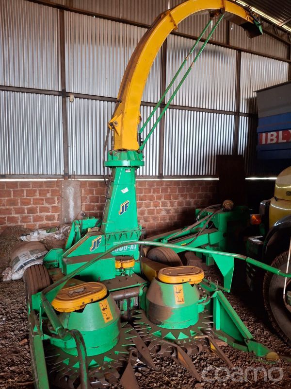 Foto 1 - Colhedora de Forragens JF JF 1600 AT ano 2019