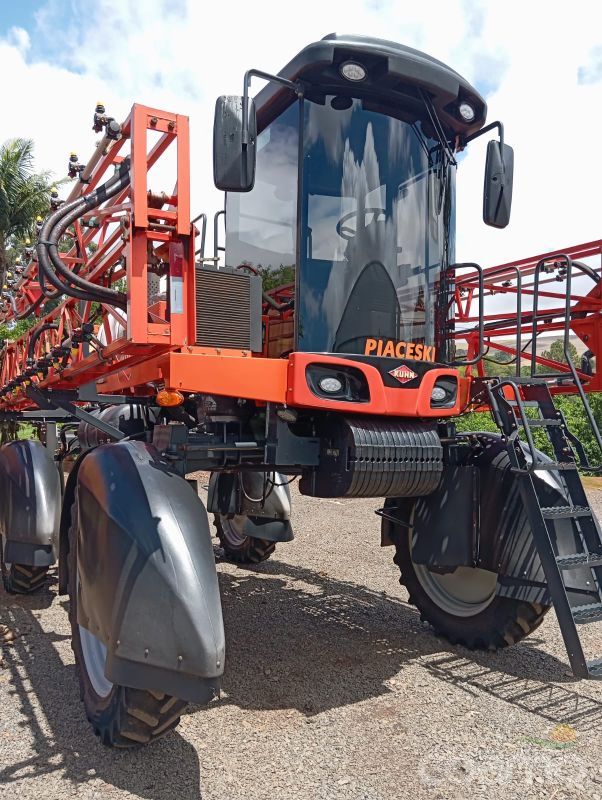 Foto 9 - Pulverizador Autopropelido Kuhn BOXER 2000 ano 2015
