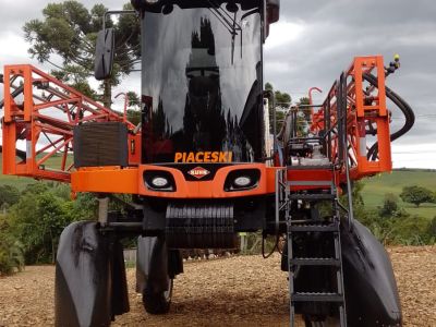 Foto - Pulverizador Autopropelido Kuhn BOXER 2000