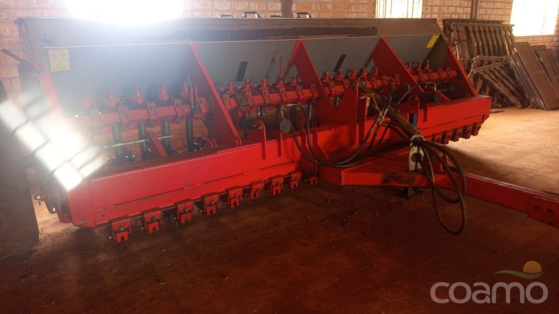 Foto 2 - Semeadeira Semeato TDAX 3500 ano 1999