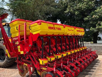 Foto Plantadeira Vence Tudo PANTHER SM 11000