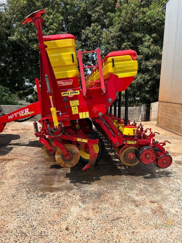 Foto 2 - Plantadeira Vence Tudo PANTHER SM 11000 ano 2018