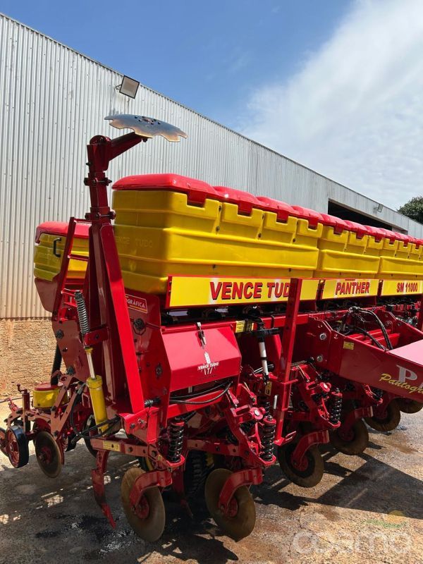 Foto 4 - Plantadeira Vence Tudo PANTHER SM 11000 ano 2018