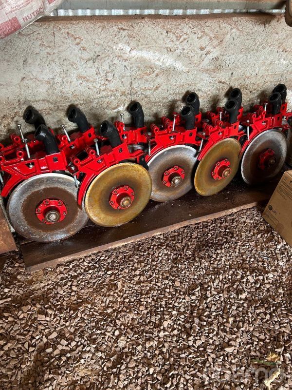 Foto 6 - Plantadeira Vence Tudo PANTHER SM 11000 ano 2018