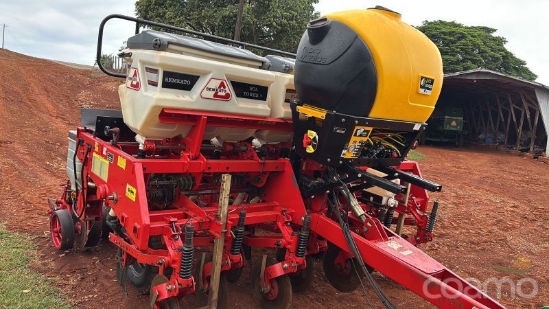 Foto 1 - Plantadeira Semeato Sol Tower ano 2012