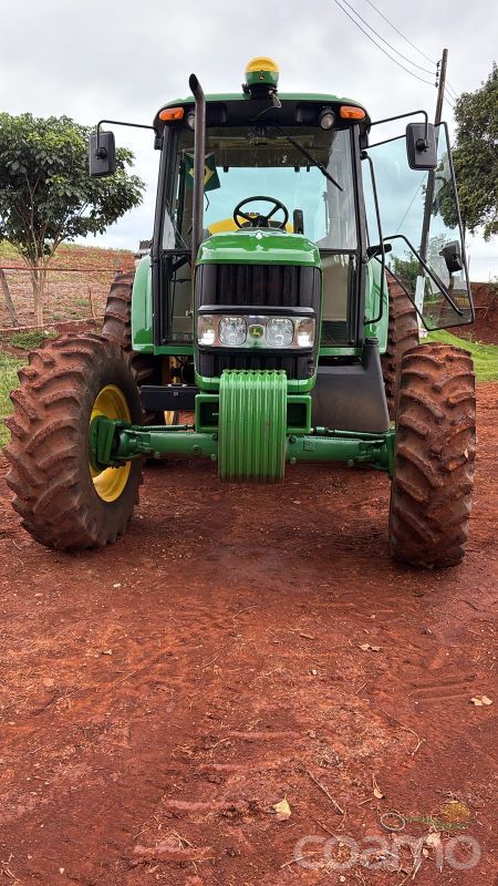 Foto 1 - Trator John Deere 6100J ano 2021