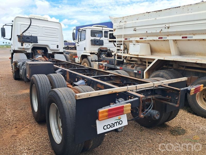 Foto 4 - Caminhão Mercedes Bens Atego 2425 ano 2008/2009