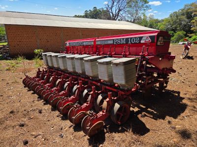 Foto 1 - Plantadeira Semeato PSM 102