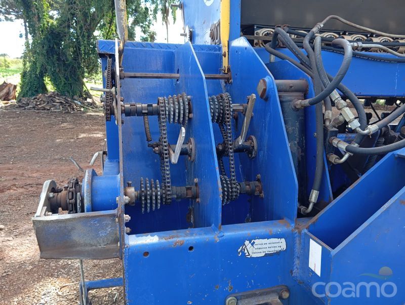 Foto 5 - Semeadeira Imasa MPX 5000 ano 2011