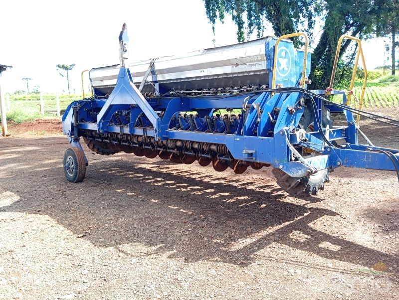 Foto 1 - Semeadeira Imasa MPX 5000 ano 2011