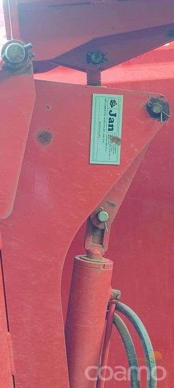 Foto 4 - Carr. Graneleira Jan Tanker 10.500 ano 2014