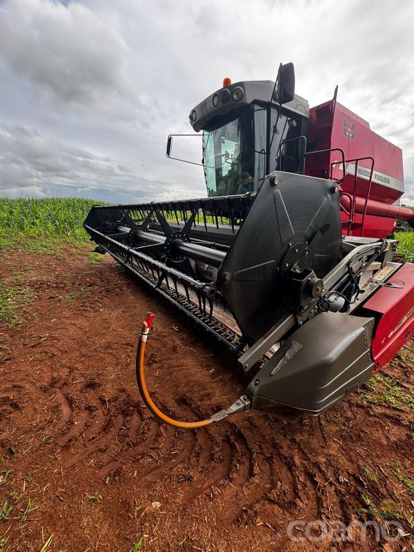 Foto 2 - Colheitadeira Massey Ferguson 32 ano 2017