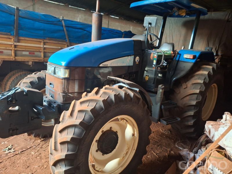 Foto 2 - Trator New Holland TS 6020 ano 2009