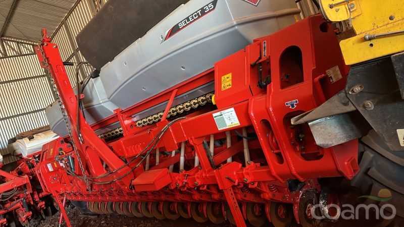 Foto 4 - Semeadeira Kuhn SDM SELECT ano 2023
