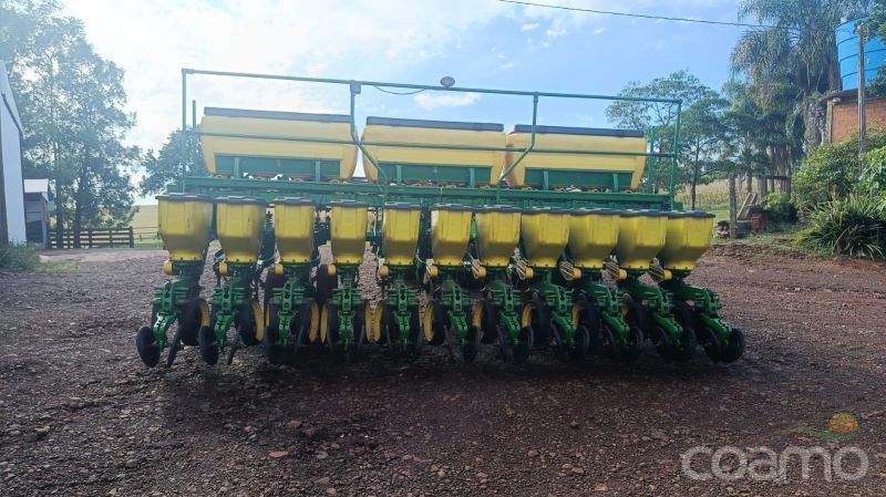 Foto 3 - Plantadeira John Deere 1111 ano 2016