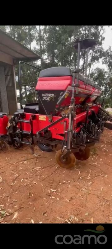 Foto 7 - Plantadeira Baldan Mega Flex ano 2015