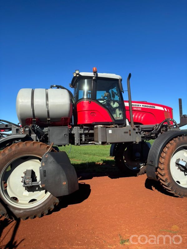 Foto 3 - Pulverizador Autopropelido Massey Ferguson MF 9030 ano 2016