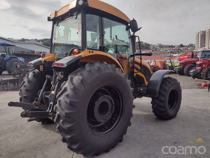 Foto 5 - Trator Valtra A144 HITECH ano 2021
