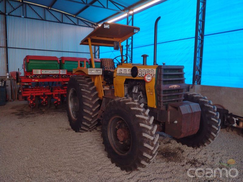 Foto 4 - Trator CBT 8060 ano 1989