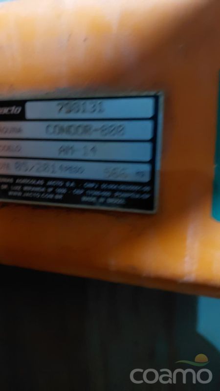 Foto 4 - Pulverizador Jacto Condor 800 AM 14 ano 2014